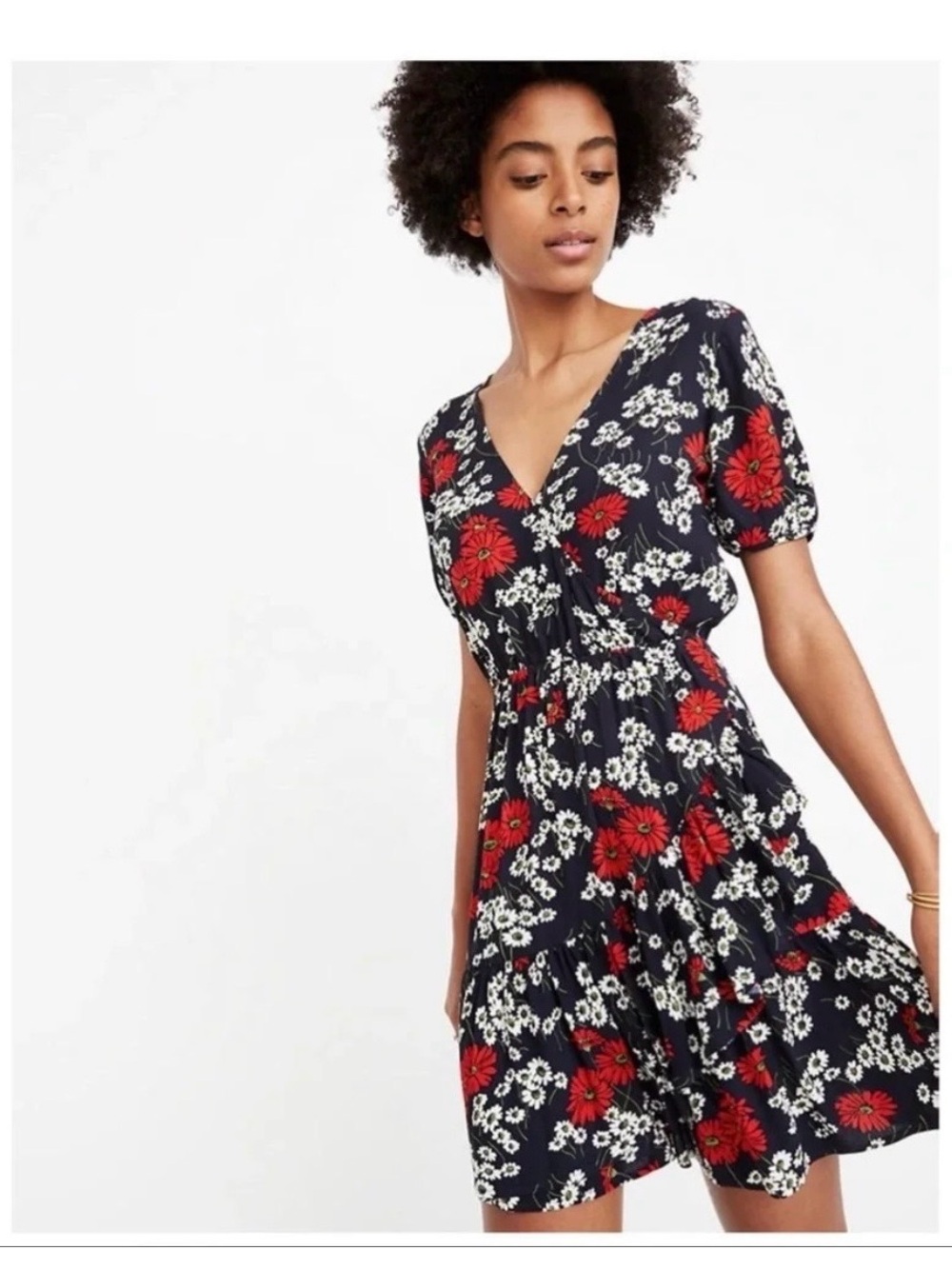 Women's floral print short sleeve v-neck mini dress